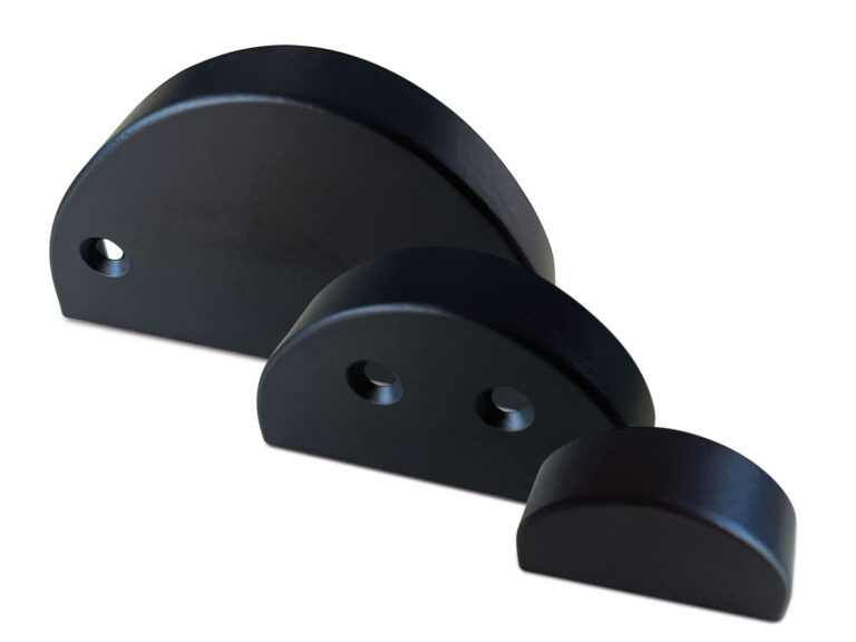 Terminali in acciaio nero