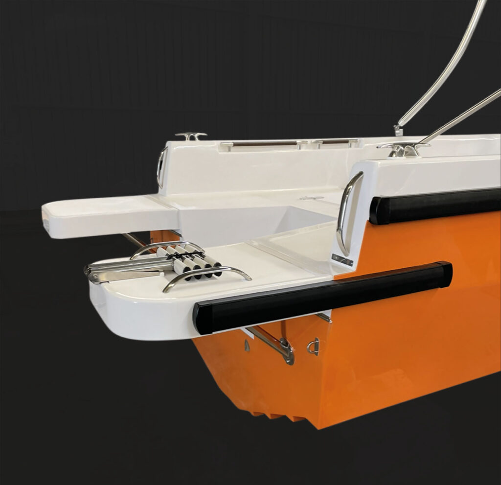 Design contemporaneo a sezione quadrata. Ideale per giunzioni a scatola e a sandwich.